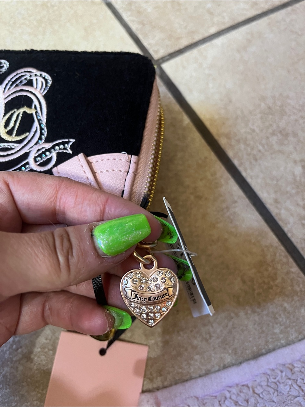 Juicy Couture Black Wallet with Pink Accents and Embroidered Crown - Picture 6 of 7
